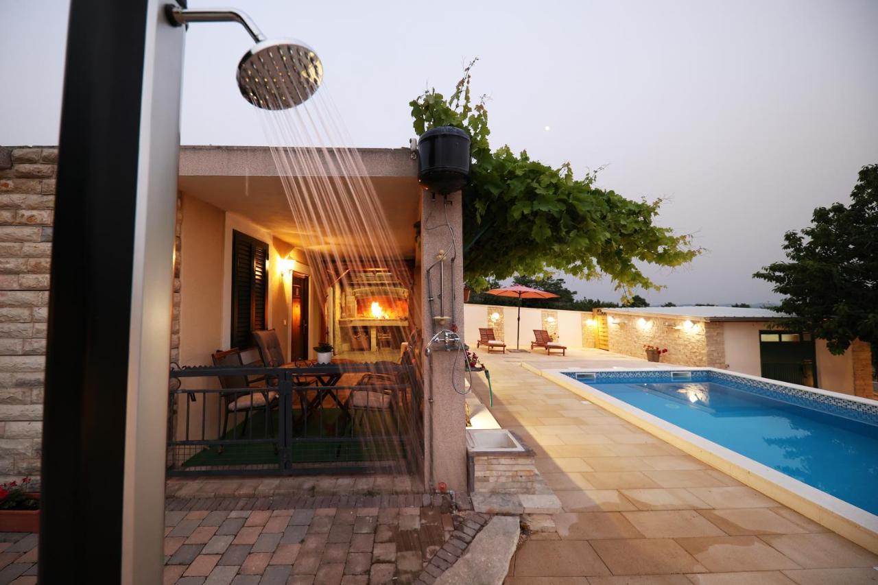 Country House Korlat Benkovac Ngoại thất bức ảnh