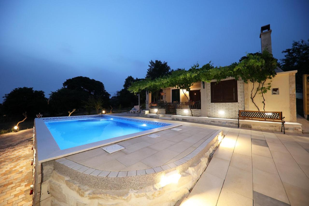 Country House Korlat Benkovac Ngoại thất bức ảnh