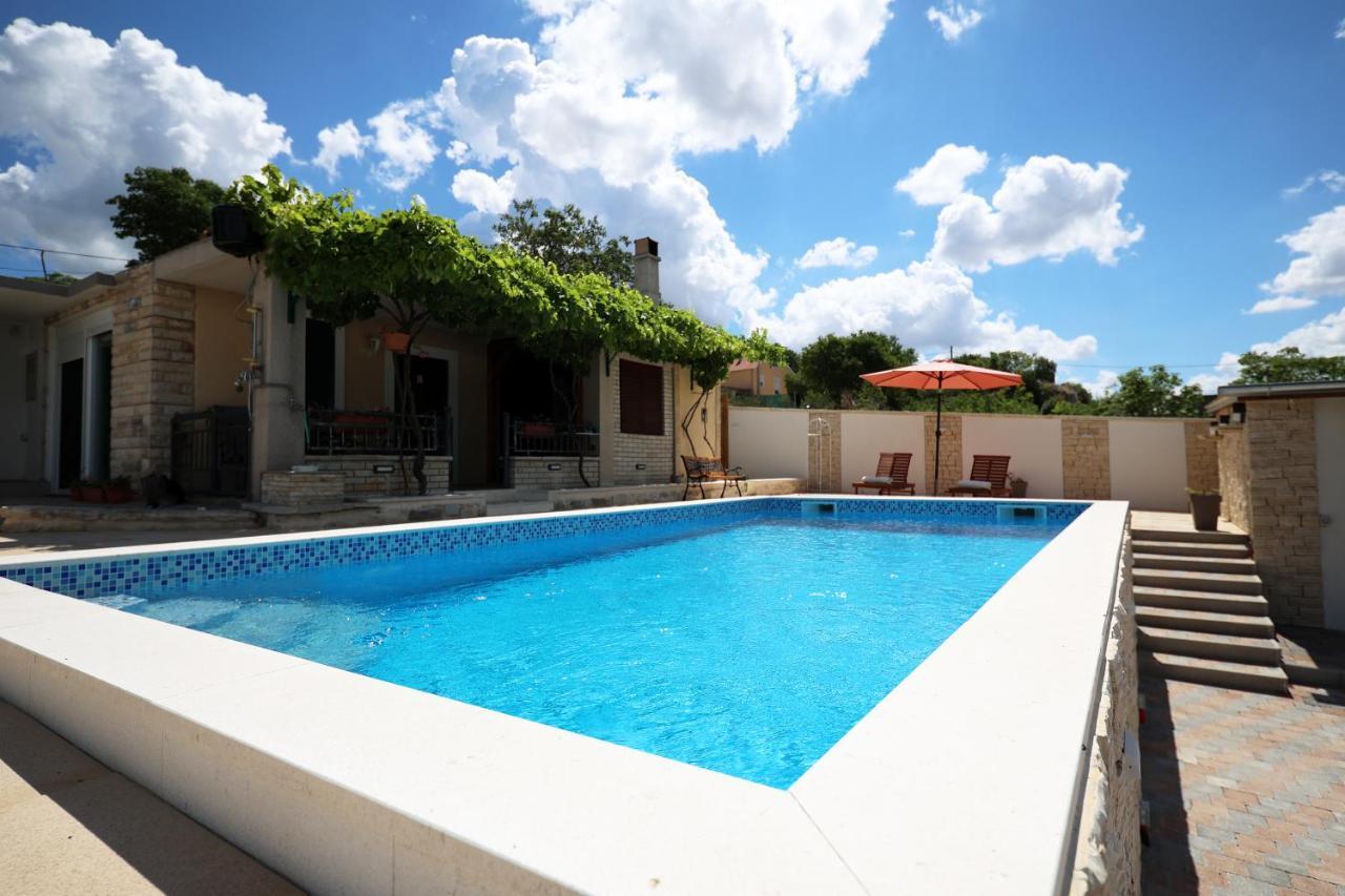 Country House Korlat Benkovac Ngoại thất bức ảnh